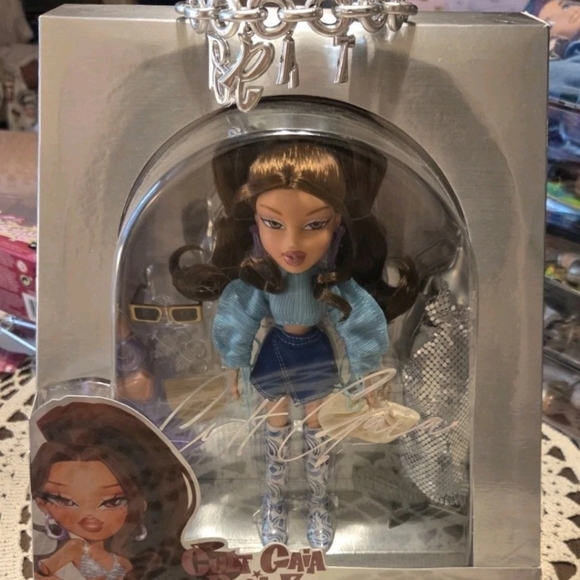 ♡ new bratz x cult gaia special edition designer yasmin fashion doll ♡